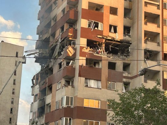 以色(🆗)列对伊朗多地发动空袭 致使其多位(🚬)高级军事将领丧生